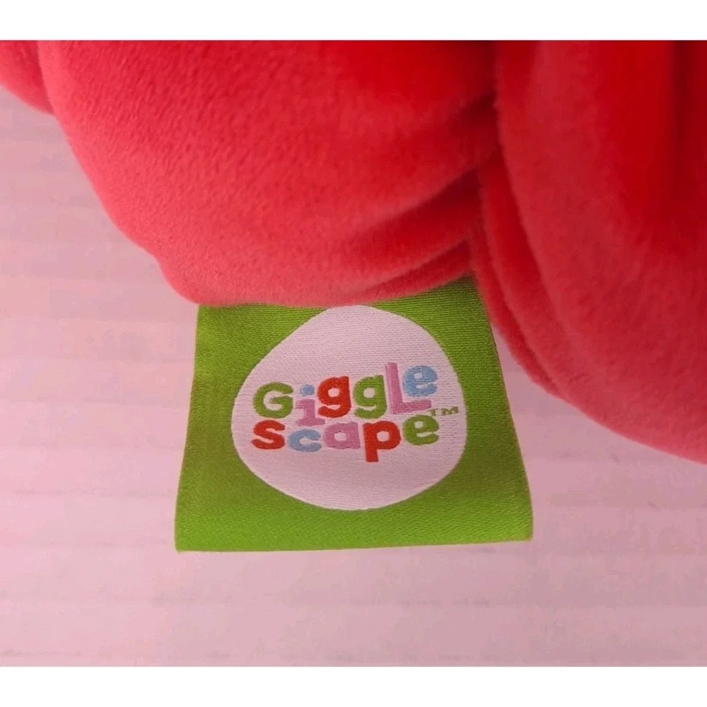Gigglescape Strawberry Plush 12
